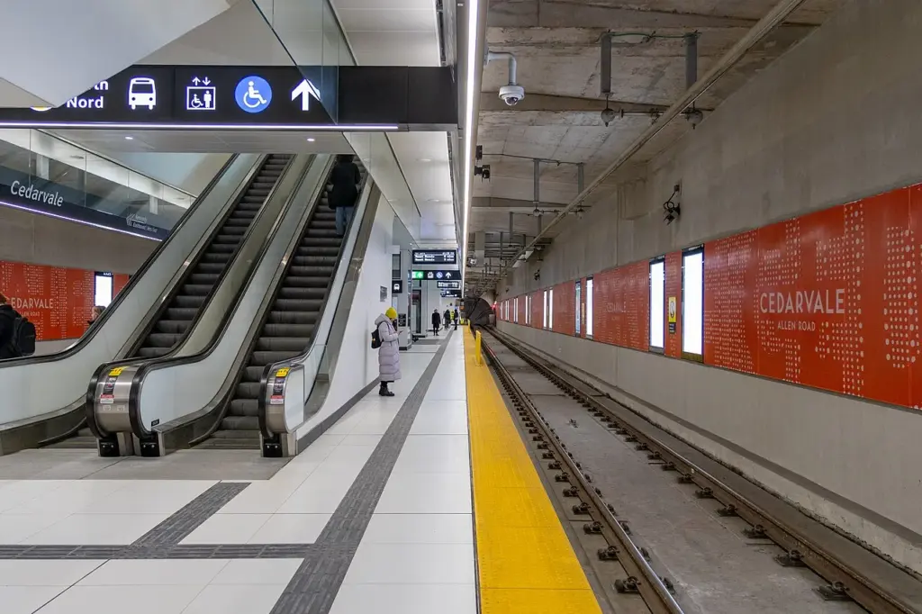 The new Line 5 platform at Cedarvale Station