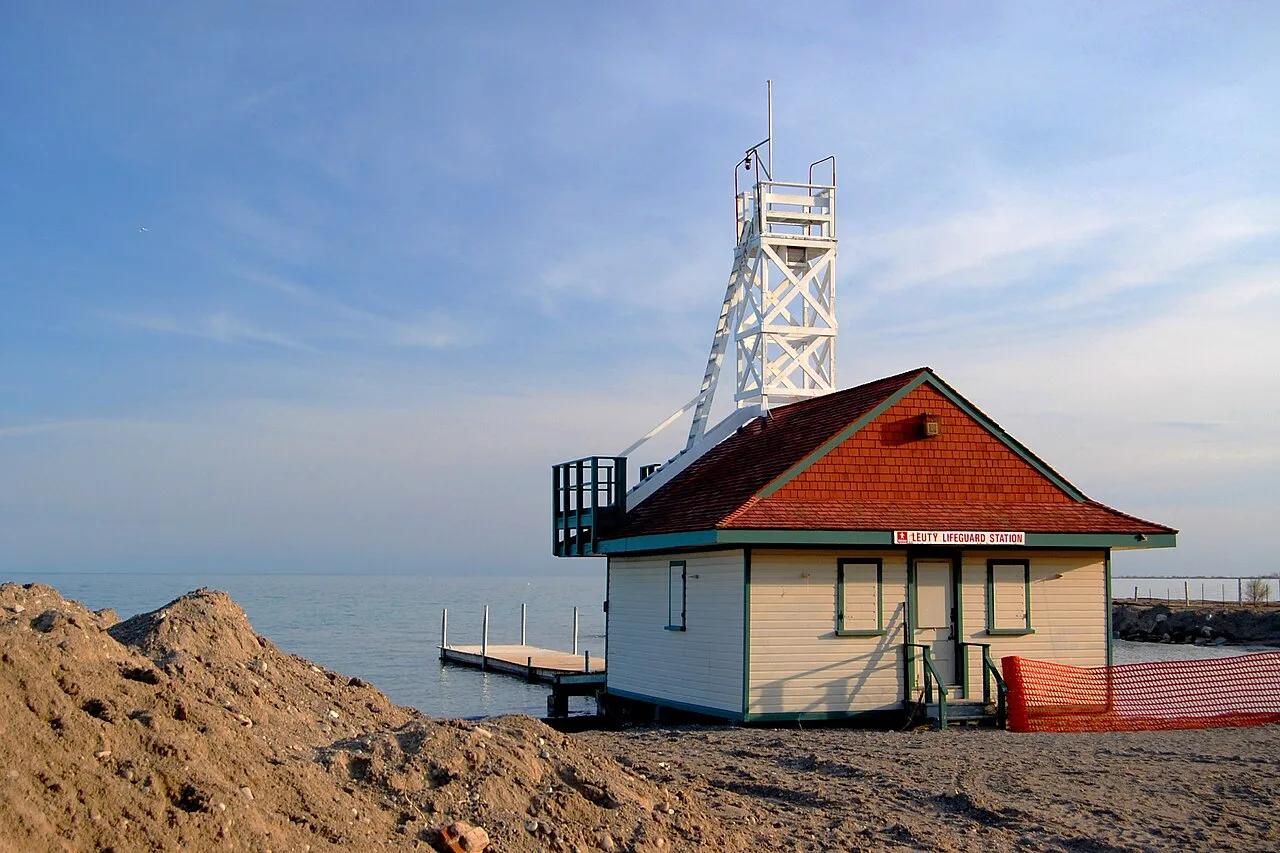 The boardwalk and lifeguard station near Leuty Avenue in Toronto's Beaches