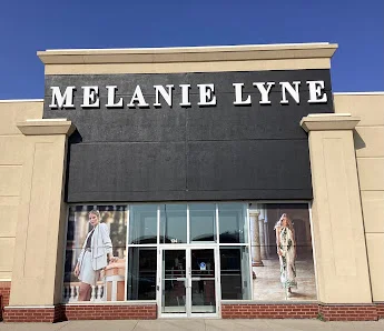 Melanie Lyne storefront in Woodbridge