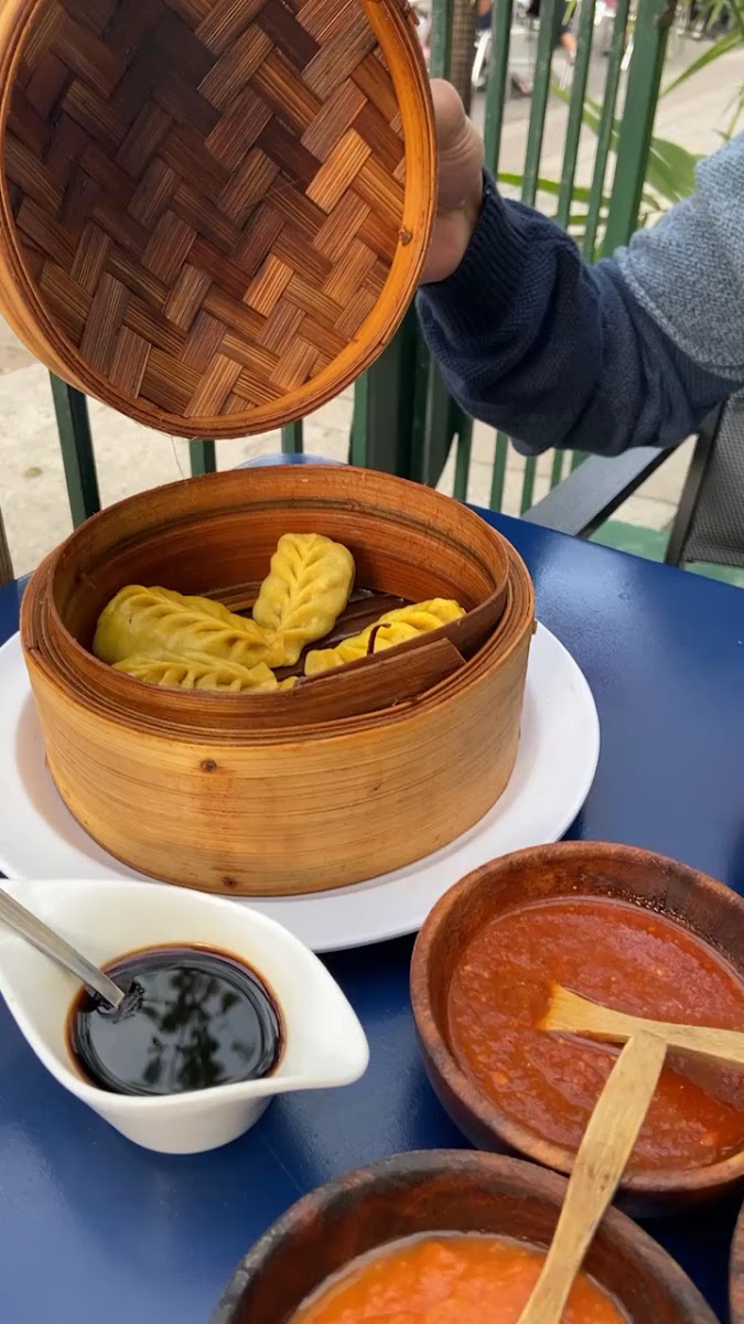 Google Maps photograph of Momo Hut & Gardens in Toronto