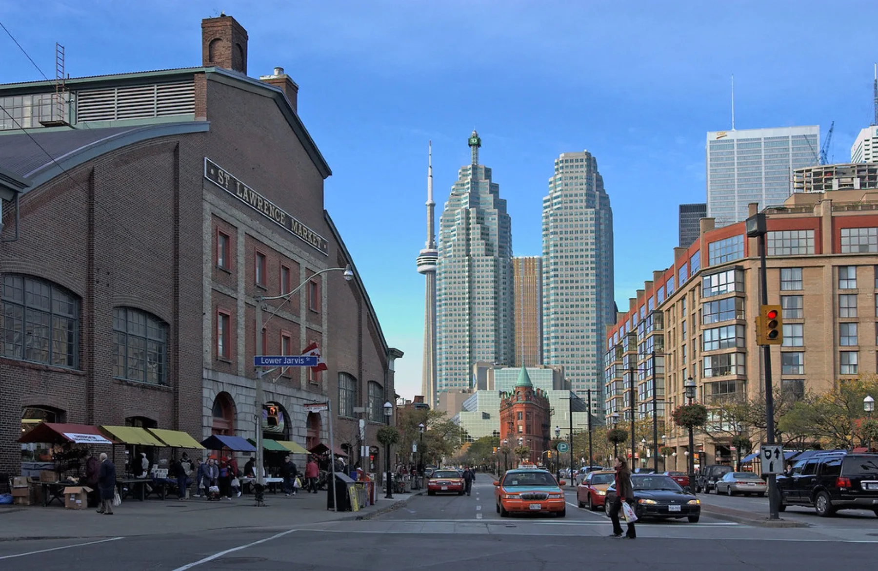 Cars, taxis and pedestrians on Front Street beside St. Lawrence Market
