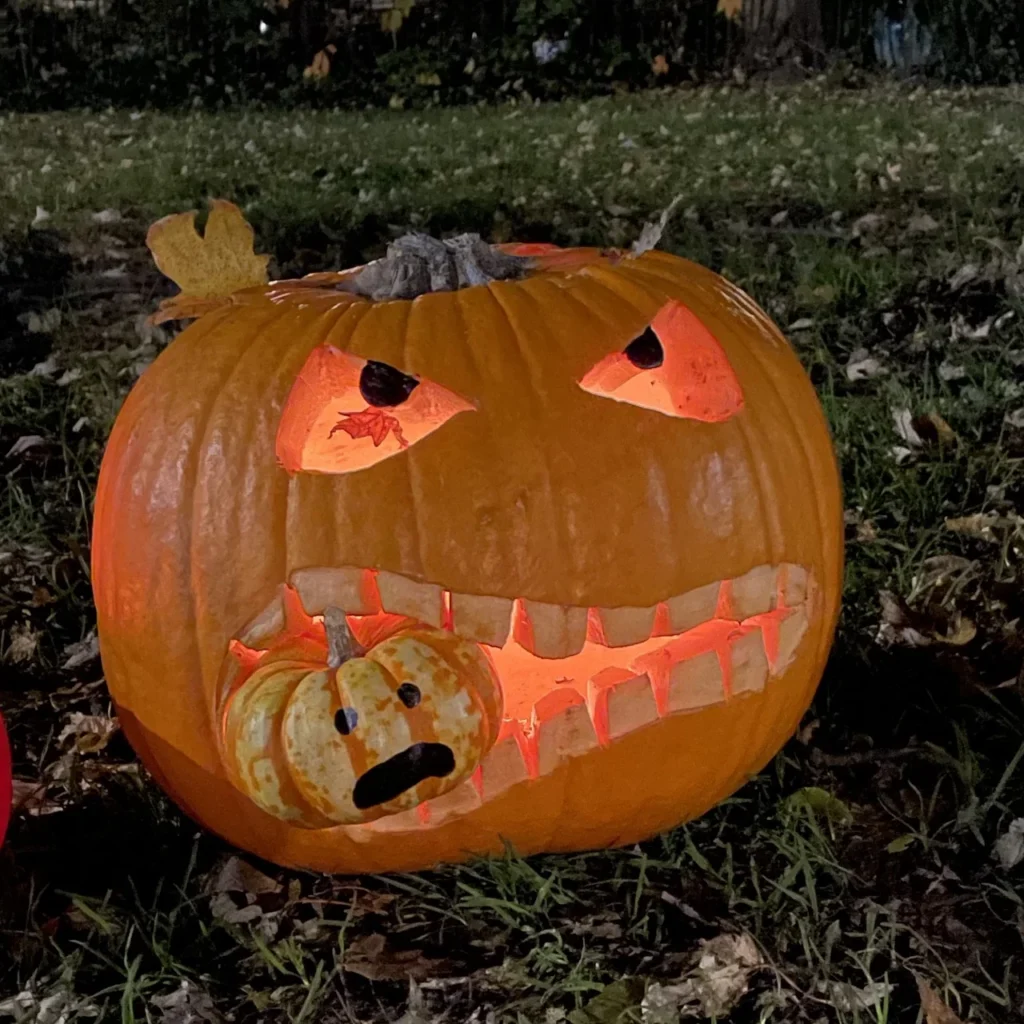 Carved pumpkins at Trinity Bellwoods Park