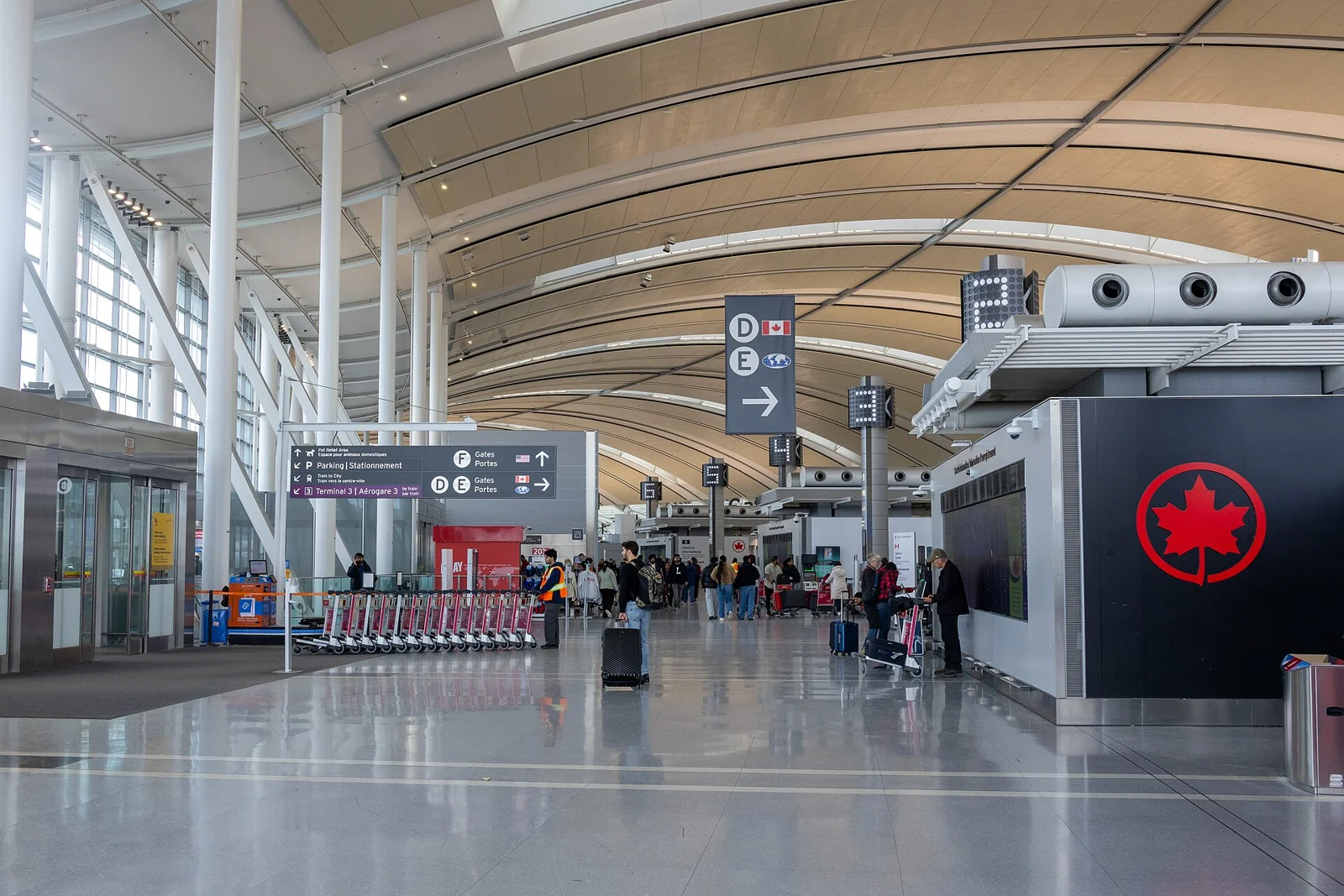 The departure hall at Toronto Pearson Terminal 1