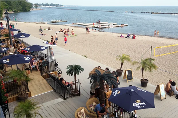 Sunnyside Pavilion Café tables overlook the beach and waterfront