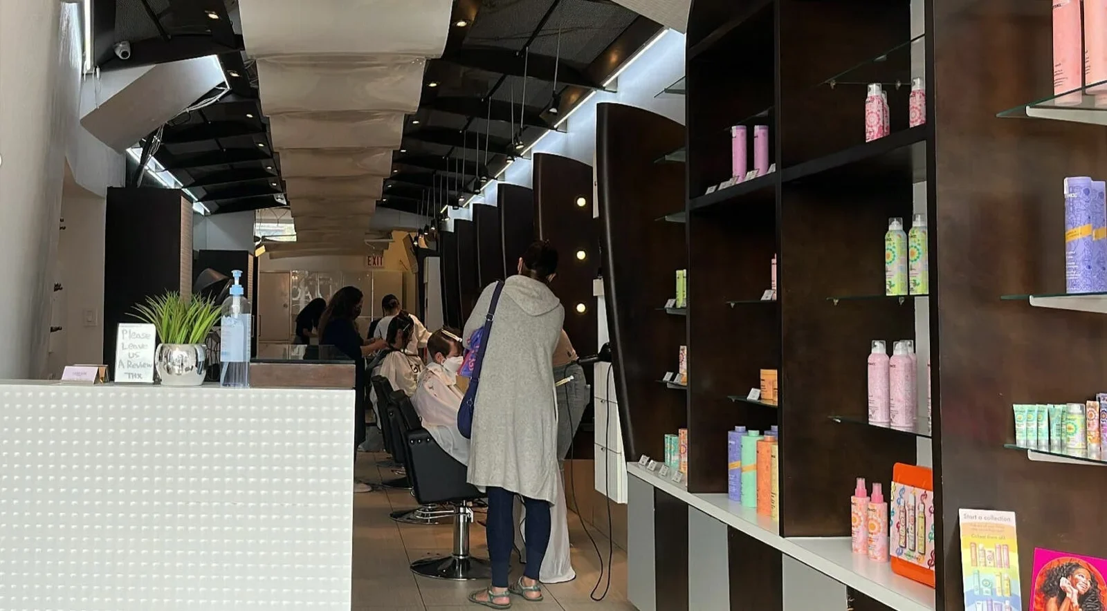GOA Eglinton salon interior.