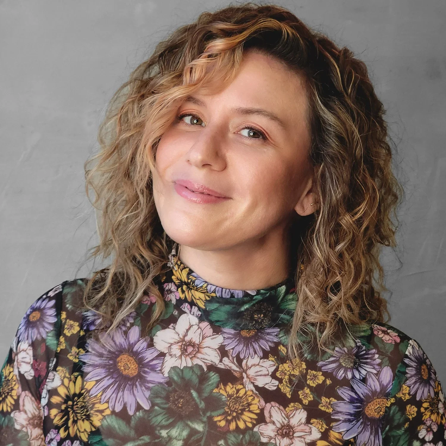 Portrait from Lola’s Ossington team page.