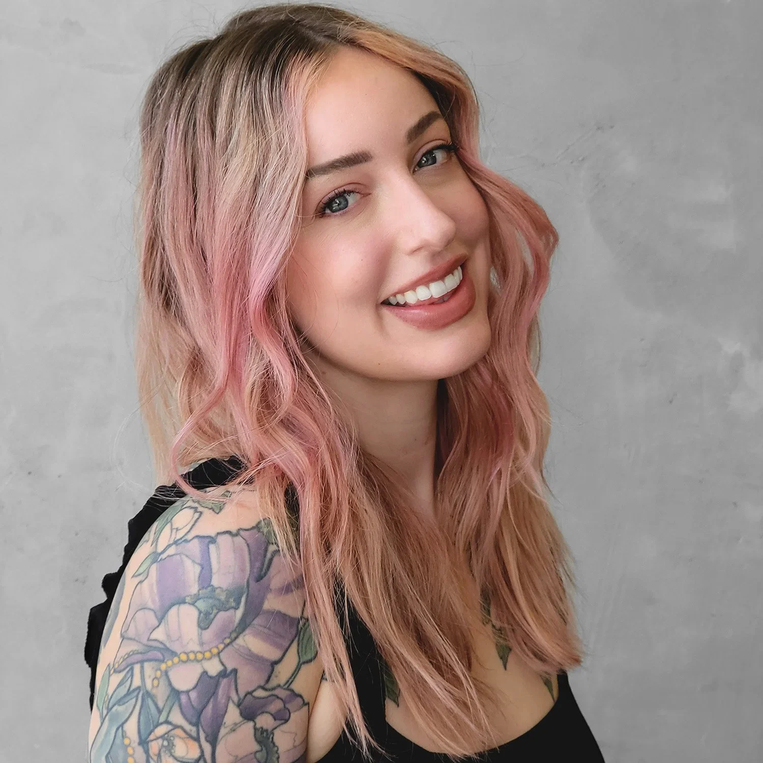 Portrait from Lola’s Ossington team page.