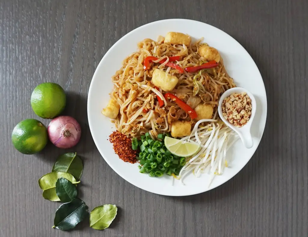 Vegetarian pad Thai with tofu, bean sprouts and lime from VegeDelight in Toronto