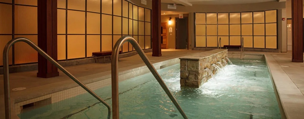 The waters area in a Body Blitz spa photograph